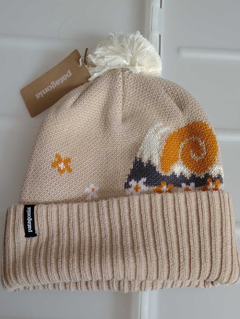 New Patagonia Powder Town Beanie Sample 2026 Quick Dry